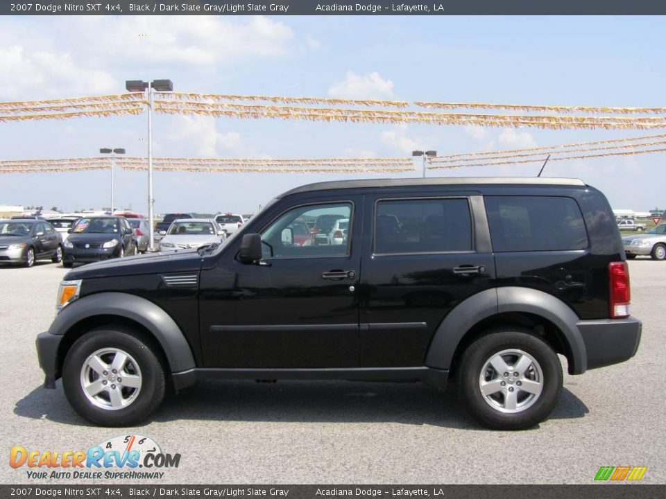 2007 Dodge Nitro SXT 4x4 Black / Dark Slate Gray/Light Slate Gray Photo #6