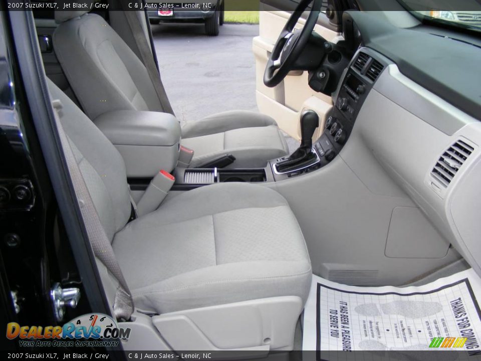 2007 Suzuki XL7 Jet Black / Grey Photo #6