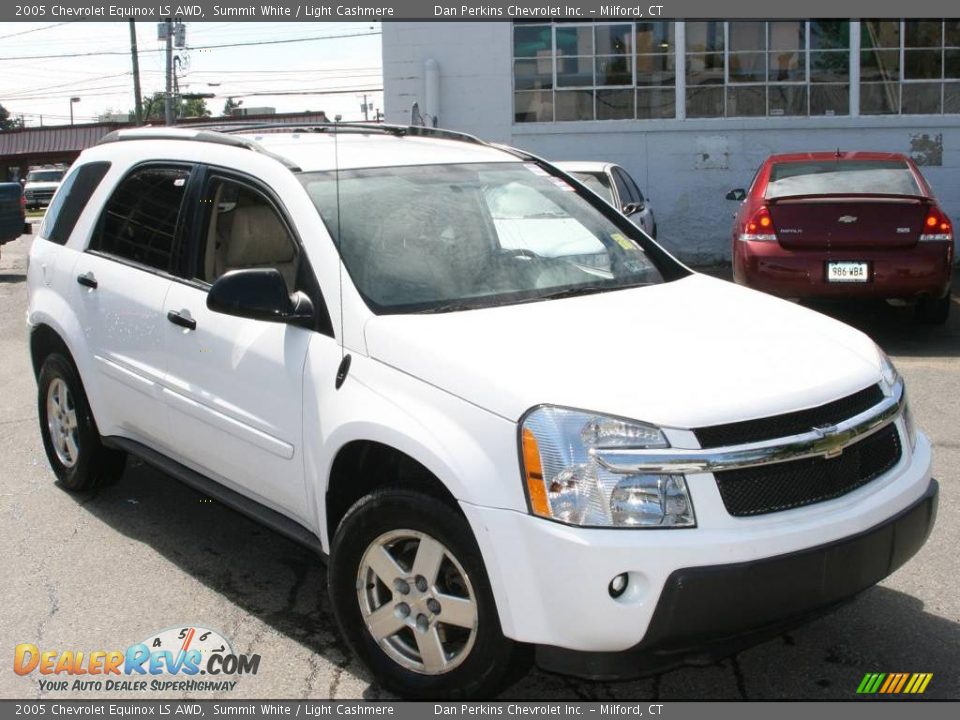 2005 Chevrolet Equinox LS AWD Summit White / Light Cashmere Photo #3