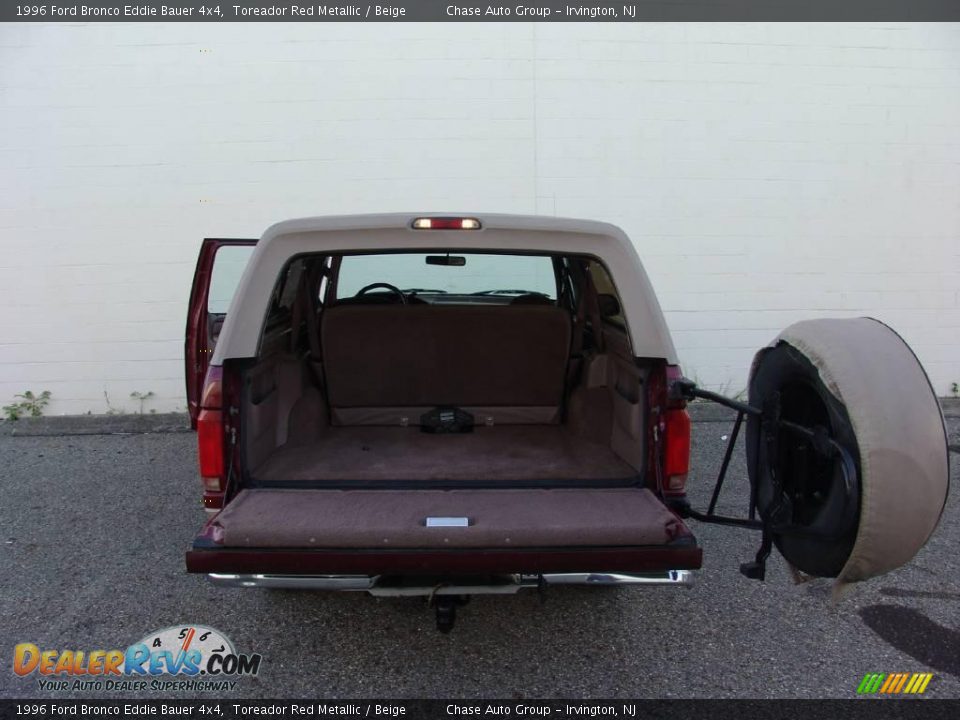 1996 Ford Bronco Eddie Bauer 4x4 Toreador Red Metallic / Beige Photo #10