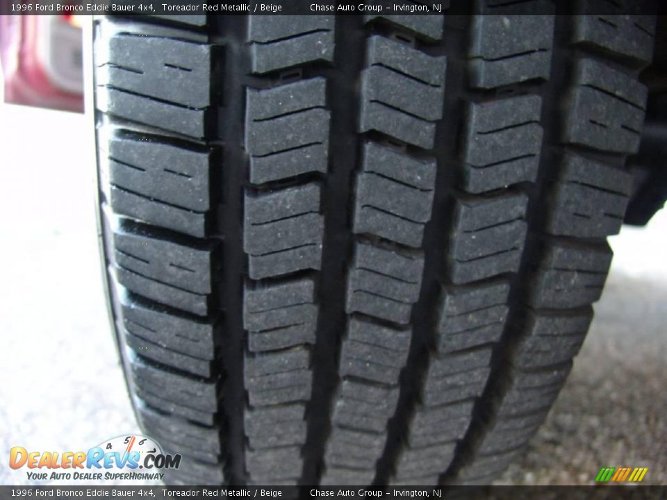 1996 Ford Bronco Eddie Bauer 4x4 Toreador Red Metallic / Beige Photo #14