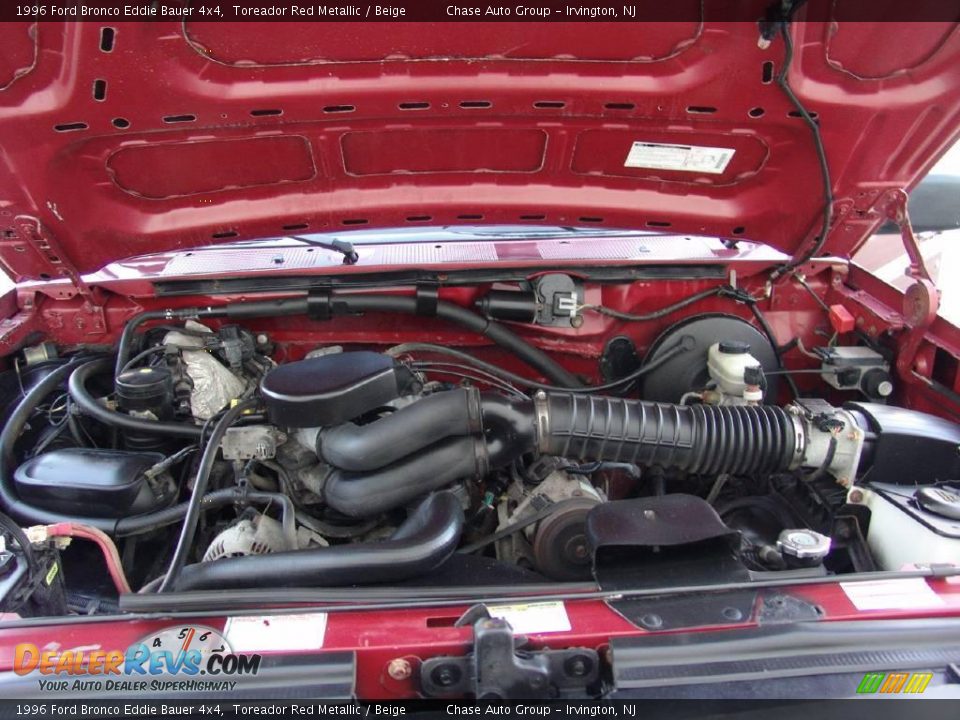 1996 Ford Bronco Eddie Bauer 4x4 Toreador Red Metallic / Beige Photo #28