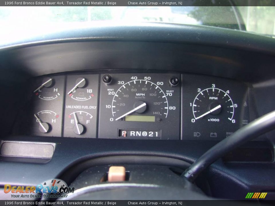 1996 Ford Bronco Eddie Bauer 4x4 Toreador Red Metallic / Beige Photo #32