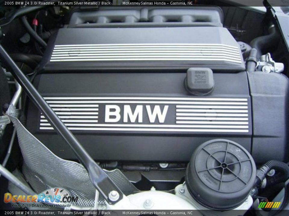 2005 BMW Z4 3.0i Roadster Titanium Silver Metallic / Black Photo #16
