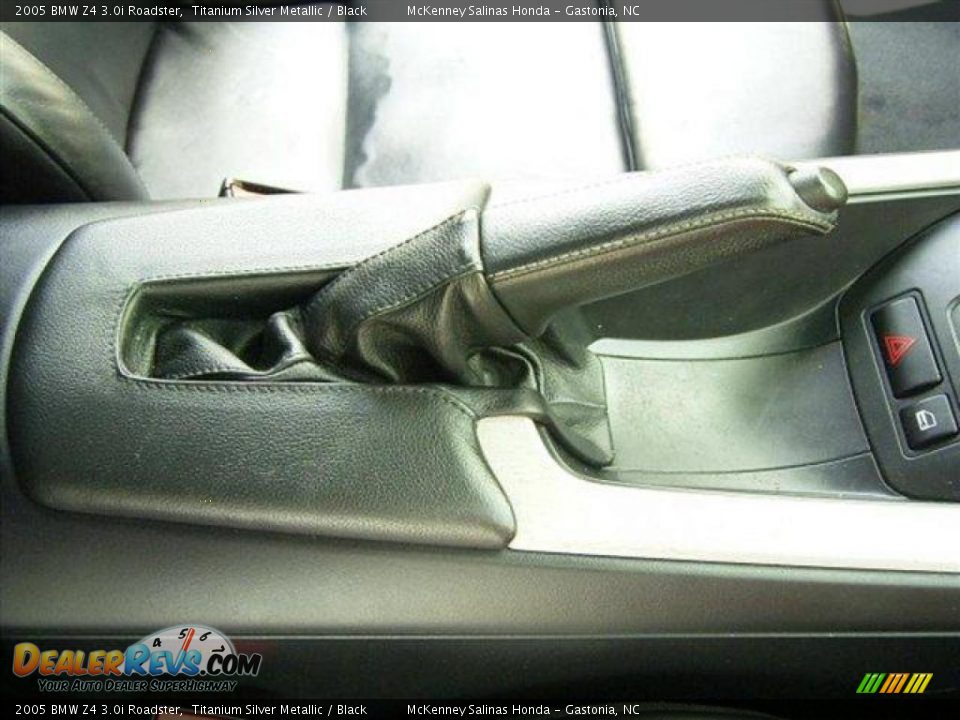 2005 BMW Z4 3.0i Roadster Titanium Silver Metallic / Black Photo #27