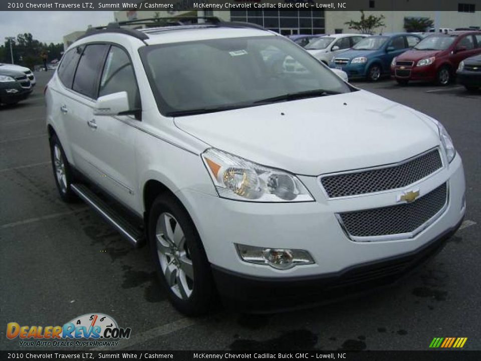 2010 Chevrolet Traverse LTZ Summit White / Cashmere Photo #5