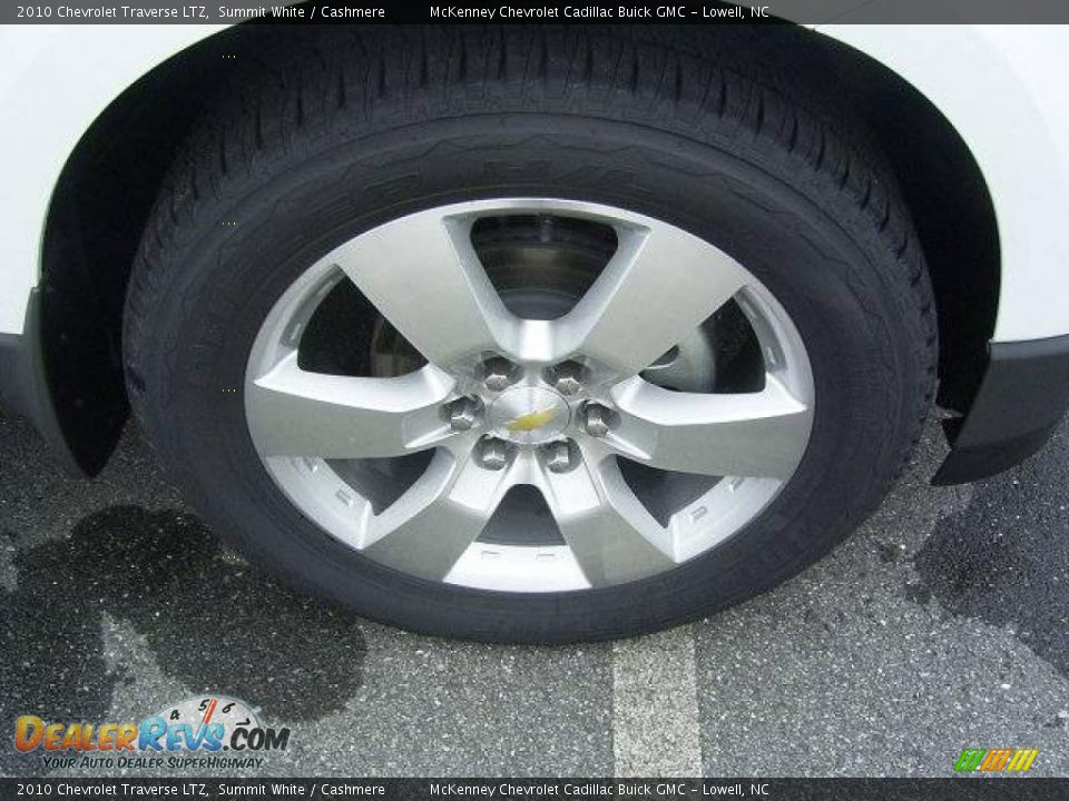 2010 Chevrolet Traverse LTZ Summit White / Cashmere Photo #15