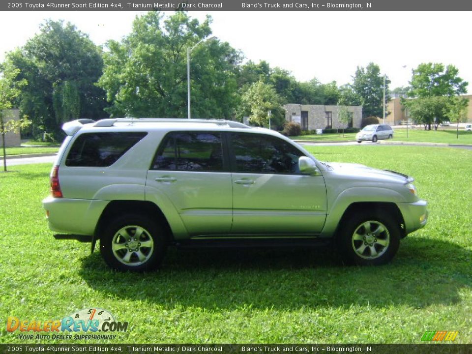 2005 Toyota 4Runner Sport Edition 4x4 Titanium Metallic / Dark Charcoal Photo #4