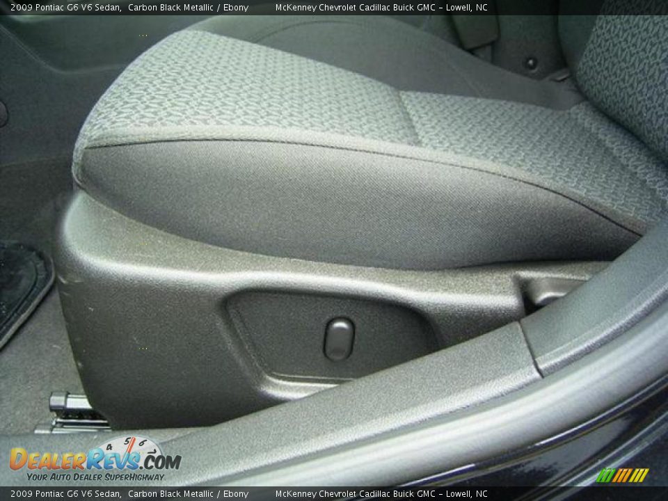 2009 Pontiac G6 V6 Sedan Carbon Black Metallic / Ebony Photo #15