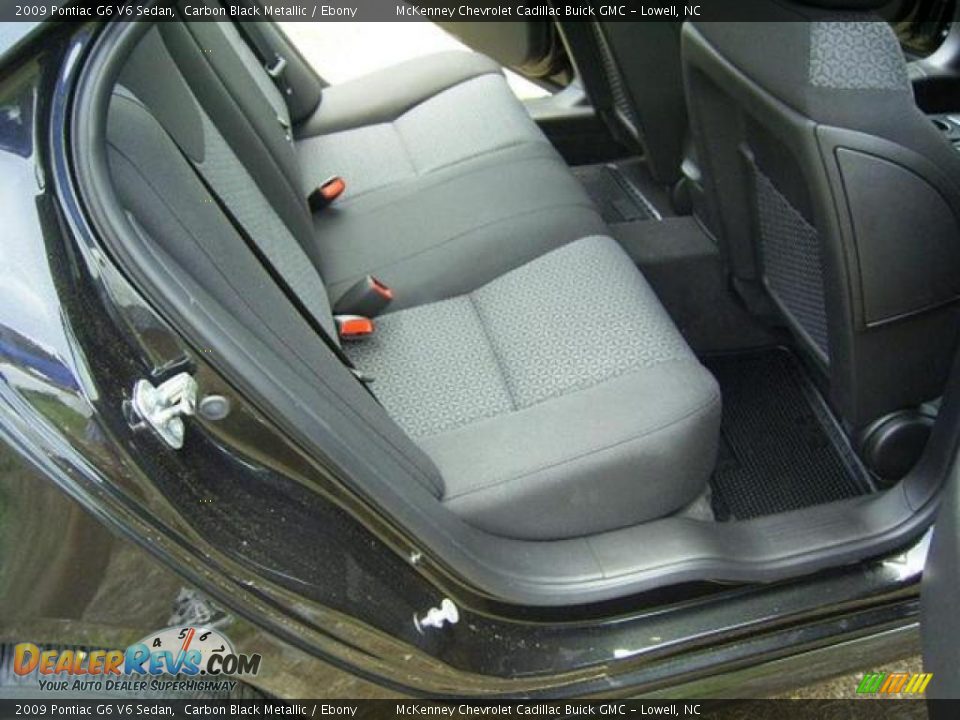 2009 Pontiac G6 V6 Sedan Carbon Black Metallic / Ebony Photo #18