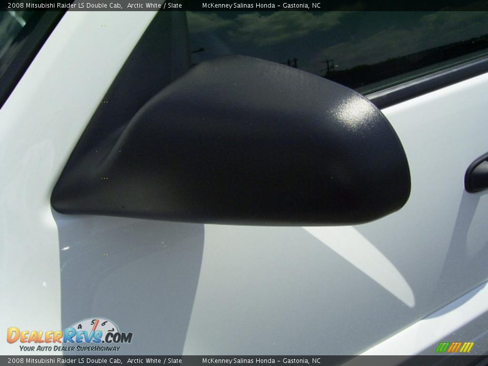 2008 Mitsubishi Raider LS Double Cab Arctic White / Slate Photo #3