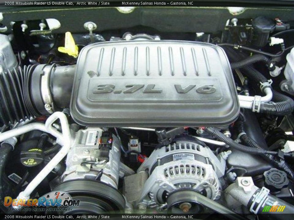 2008 Mitsubishi Raider LS Double Cab Arctic White / Slate Photo #14