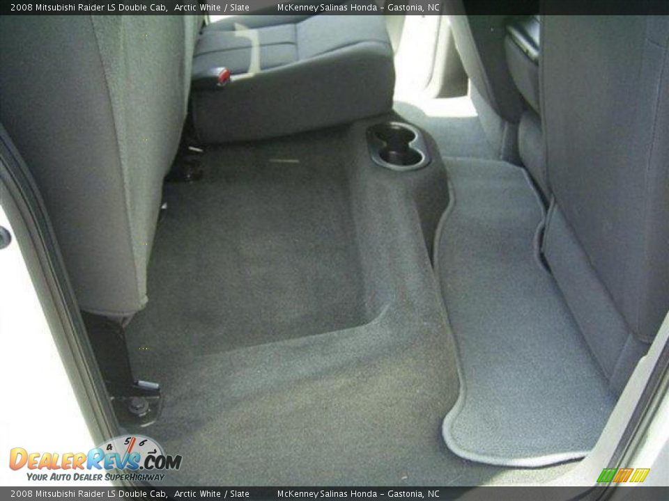 2008 Mitsubishi Raider LS Double Cab Arctic White / Slate Photo #23