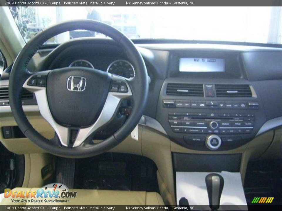 2009 Honda Accord EX-L Coupe Polished Metal Metallic / Ivory Photo #4