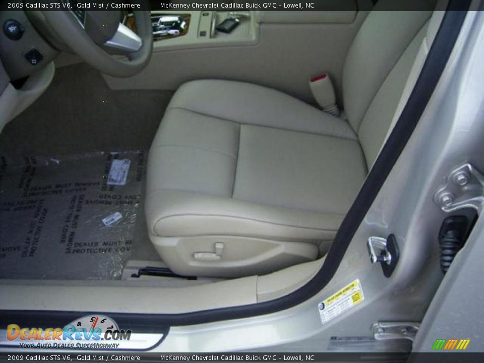 2009 Cadillac STS V6 Gold Mist / Cashmere Photo #7