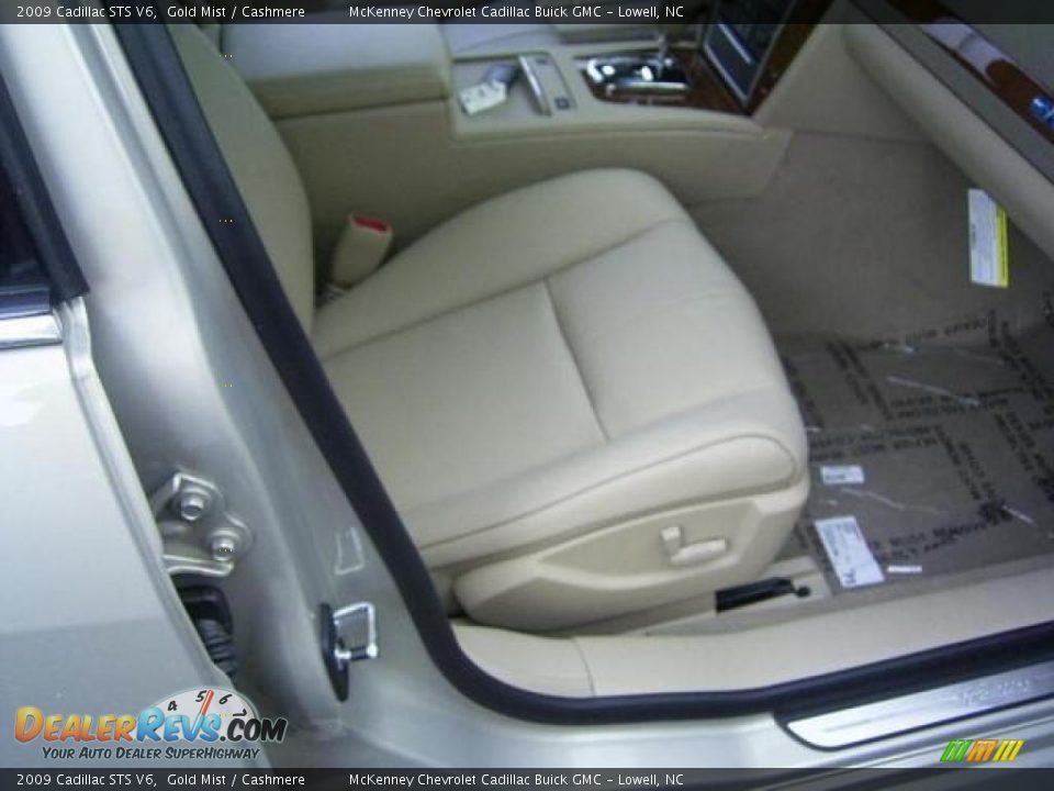 2009 Cadillac STS V6 Gold Mist / Cashmere Photo #11
