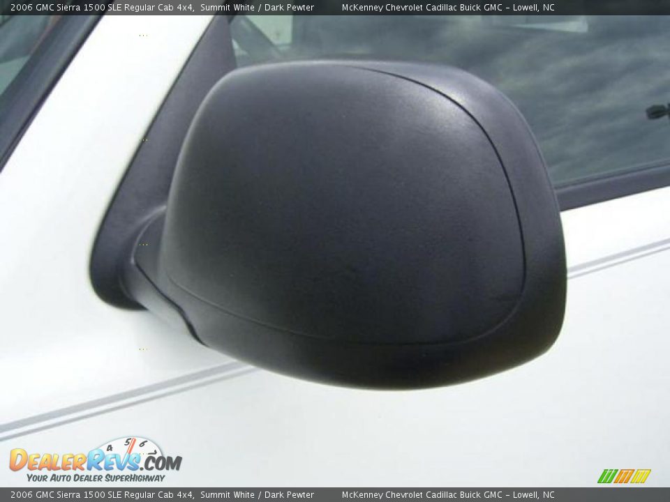 2006 GMC Sierra 1500 SLE Regular Cab 4x4 Summit White / Dark Pewter Photo #2