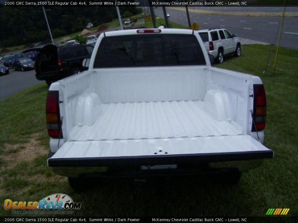 2006 GMC Sierra 1500 SLE Regular Cab 4x4 Summit White / Dark Pewter Photo #4