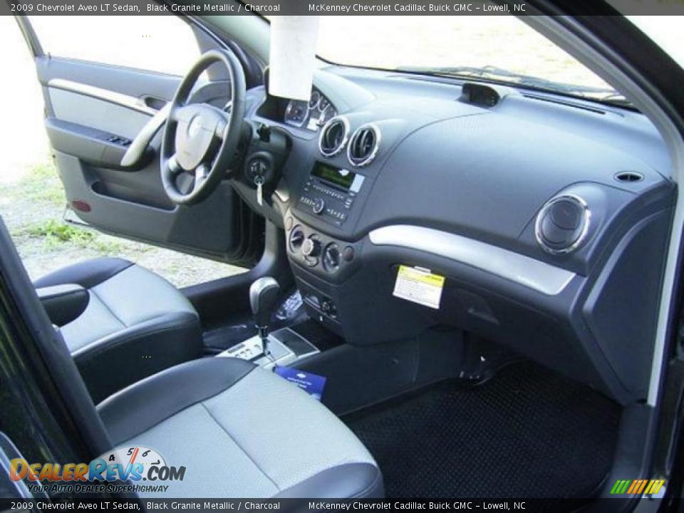 2009 Chevrolet Aveo LT Sedan Black Granite Metallic / Charcoal Photo #20