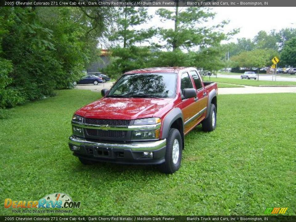 2005 Chevrolet Colorado Z71 Crew Cab 4x4 Dark Cherry Red Metallic / Medium Dark Pewter Photo #2