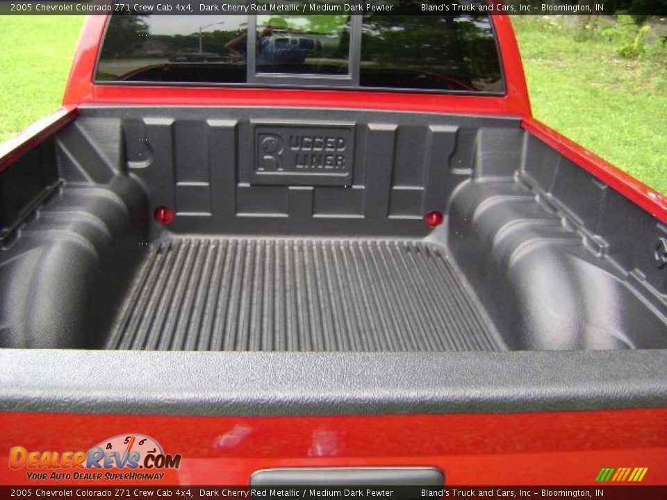 2005 Chevrolet Colorado Z71 Crew Cab 4x4 Dark Cherry Red Metallic / Medium Dark Pewter Photo #9
