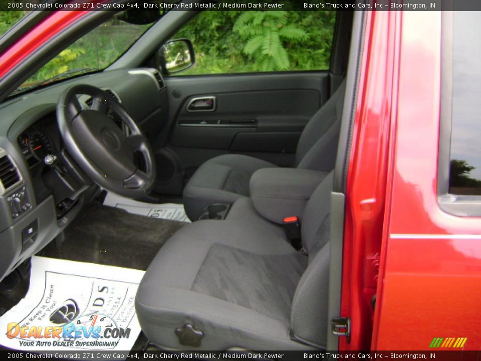 2005 Chevrolet Colorado Z71 Crew Cab 4x4 Dark Cherry Red Metallic / Medium Dark Pewter Photo #13