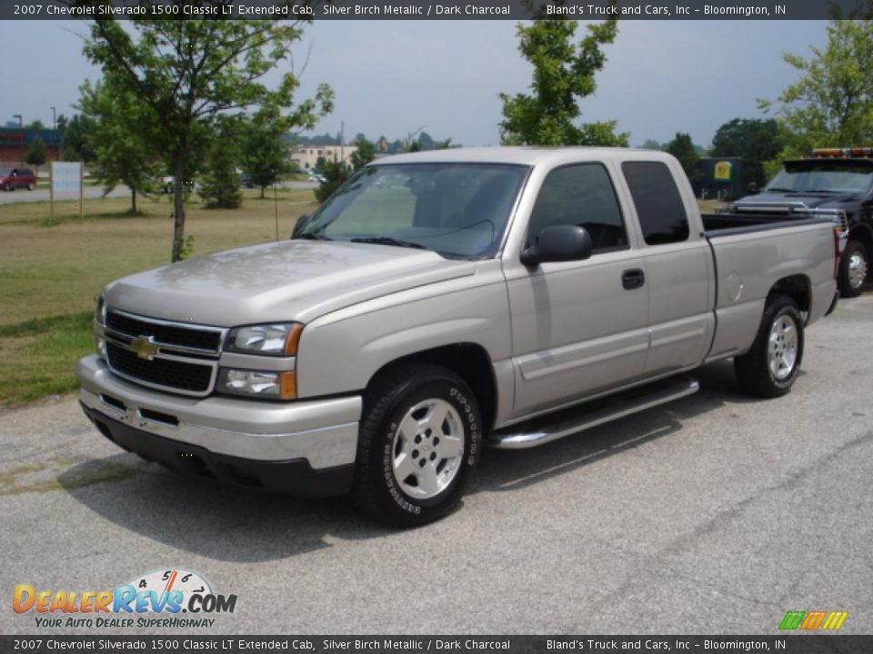 2007 Chevrolet Silverado 1500 Classic LT Extended Cab Silver Birch Metallic / Dark Charcoal Photo #4