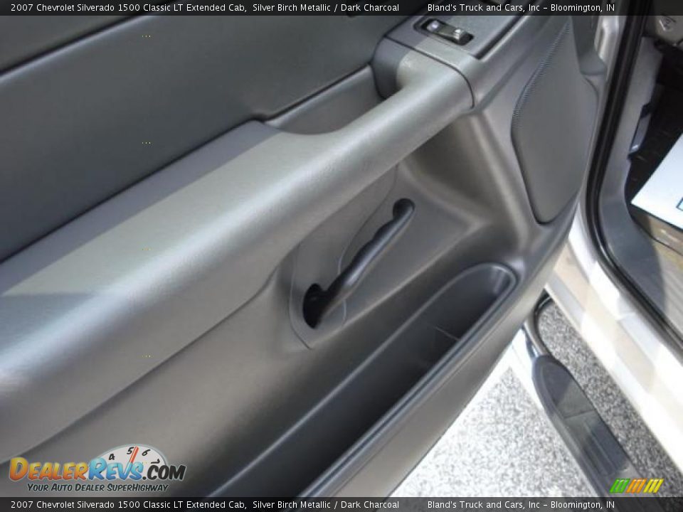 2007 Chevrolet Silverado 1500 Classic LT Extended Cab Silver Birch Metallic / Dark Charcoal Photo #17