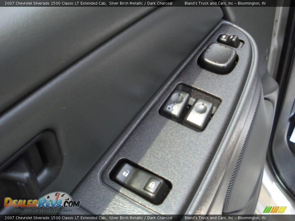 2007 Chevrolet Silverado 1500 Classic LT Extended Cab Silver Birch Metallic / Dark Charcoal Photo #18