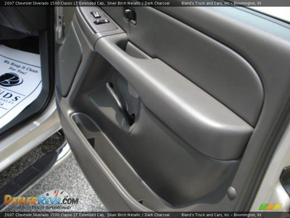 2007 Chevrolet Silverado 1500 Classic LT Extended Cab Silver Birch Metallic / Dark Charcoal Photo #29