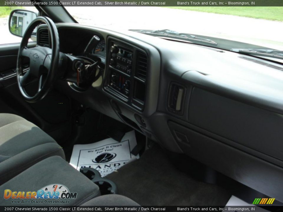 2007 Chevrolet Silverado 1500 Classic LT Extended Cab Silver Birch Metallic / Dark Charcoal Photo #31