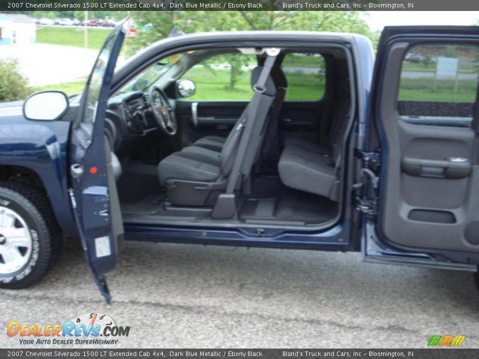 2007 Chevrolet Silverado 1500 LT Extended Cab 4x4 Dark Blue Metallic / Ebony Black Photo #22