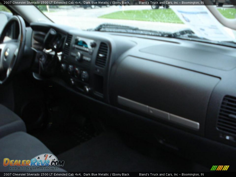 2007 Chevrolet Silverado 1500 LT Extended Cab 4x4 Dark Blue Metallic / Ebony Black Photo #26