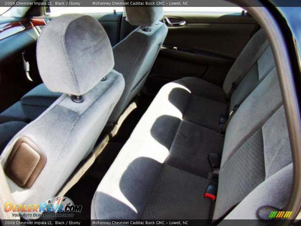 2009 Chevrolet Impala LS Black / Ebony Photo #8