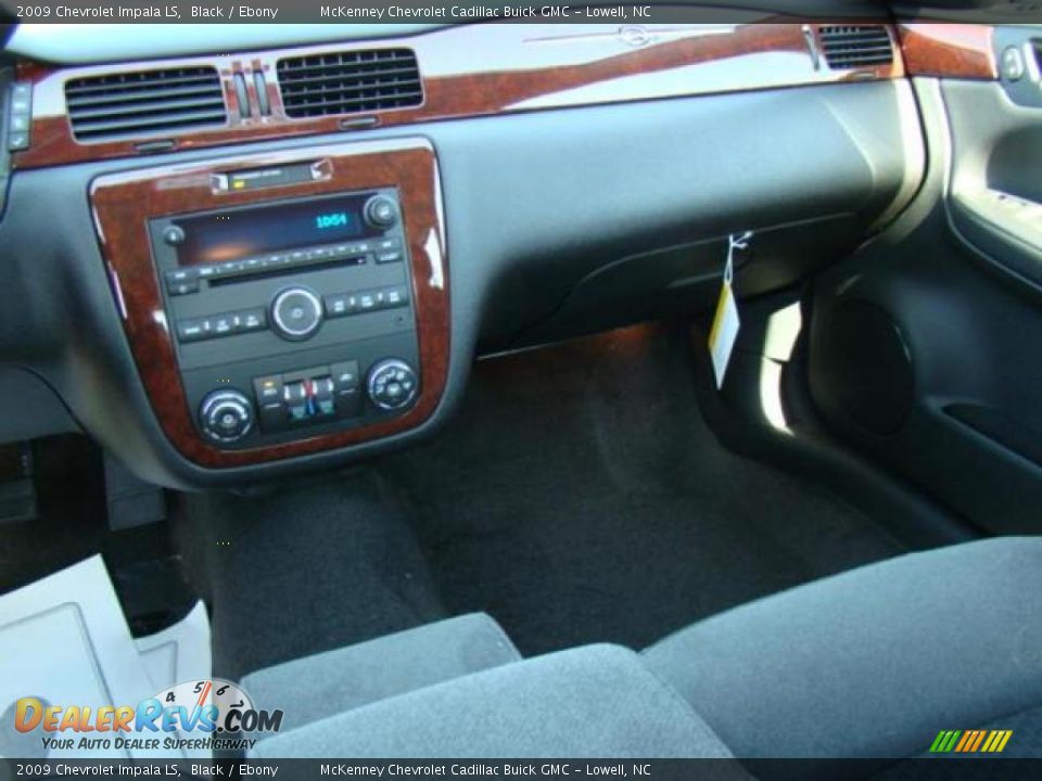 2009 Chevrolet Impala LS Black / Ebony Photo #10