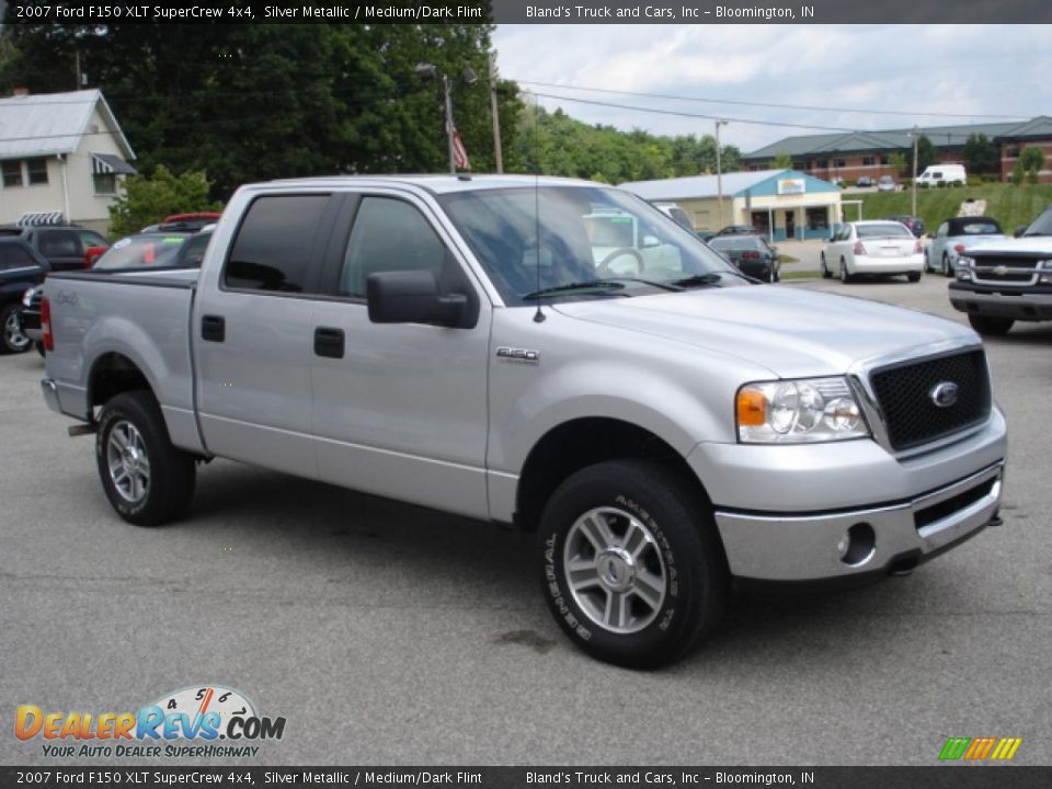 2007 Ford F150 XLT SuperCrew 4x4 Silver Metallic / Medium/Dark Flint Photo #4