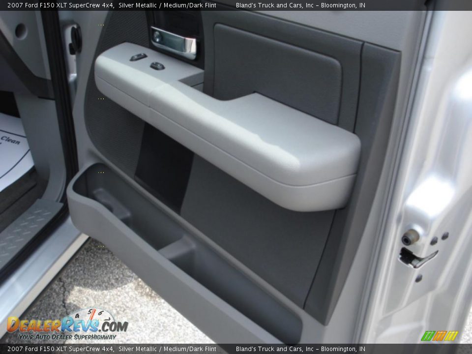 2007 Ford F150 XLT SuperCrew 4x4 Silver Metallic / Medium/Dark Flint Photo #23