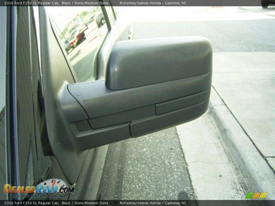 2009 Ford F150 XL Regular Cab Black / Stone/Medium Stone Photo #3