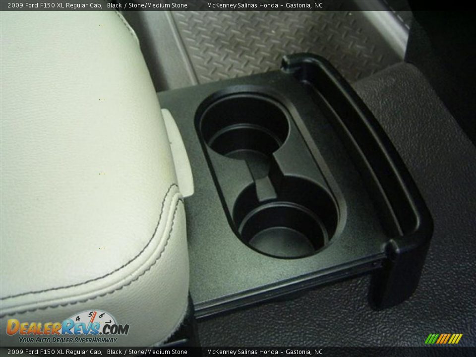 2009 Ford F150 XL Regular Cab Black / Stone/Medium Stone Photo #25
