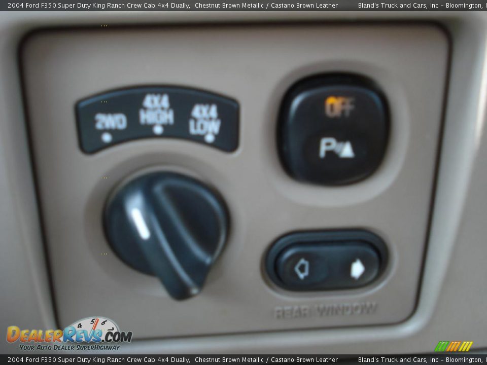 2004 Ford F350 Super Duty King Ranch Crew Cab 4x4 Dually Chestnut Brown Metallic / Castano Brown Leather Photo #23