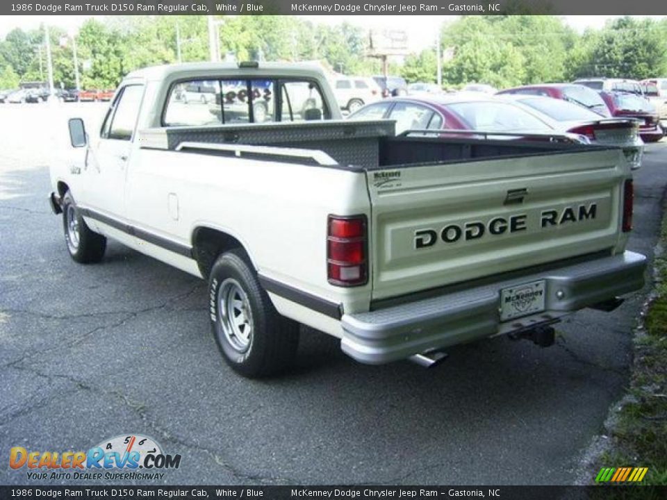 1986 Dodge Ram Truck D150 Ram Regular Cab White / Blue Photo #2