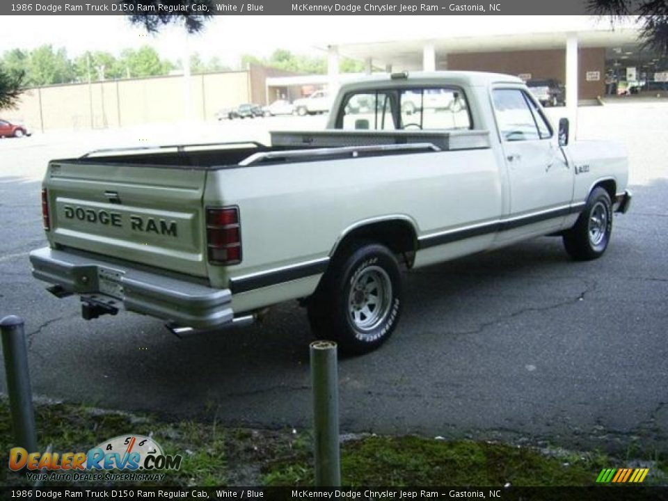 1986 Dodge Ram Truck D150 Ram Regular Cab White / Blue Photo #3