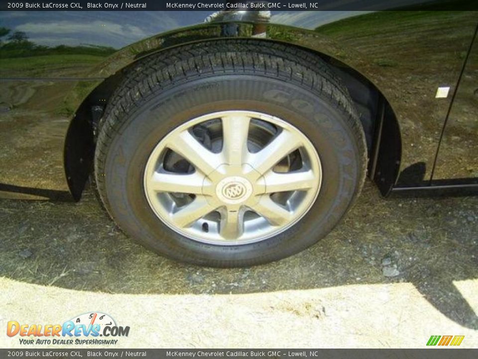 2009 Buick LaCrosse CXL Black Onyx / Neutral Photo #2