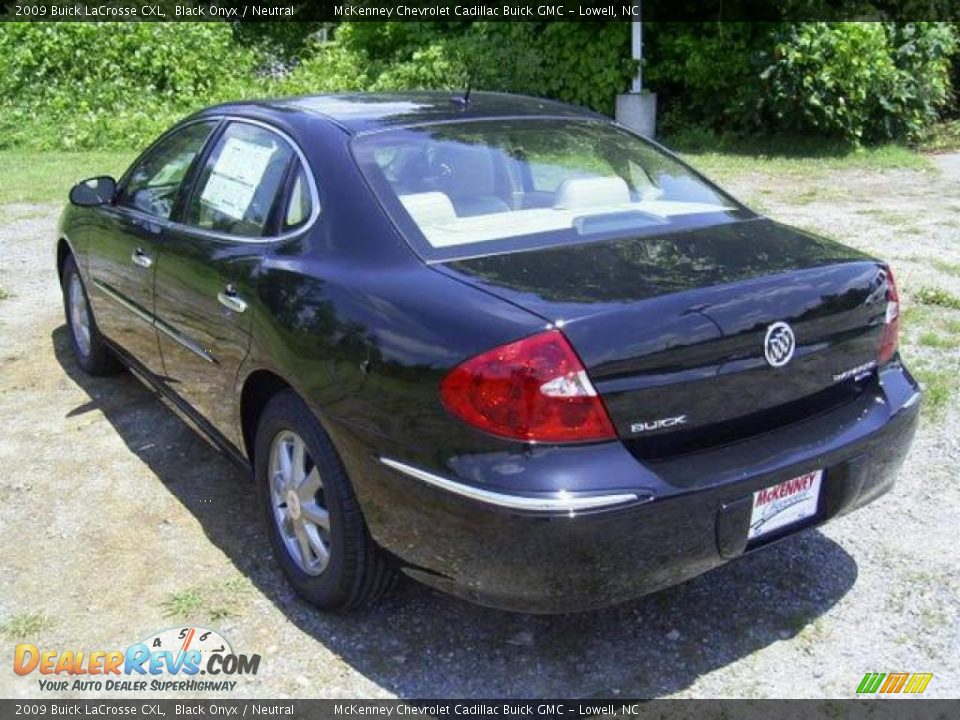 2009 Buick LaCrosse CXL Black Onyx / Neutral Photo #5