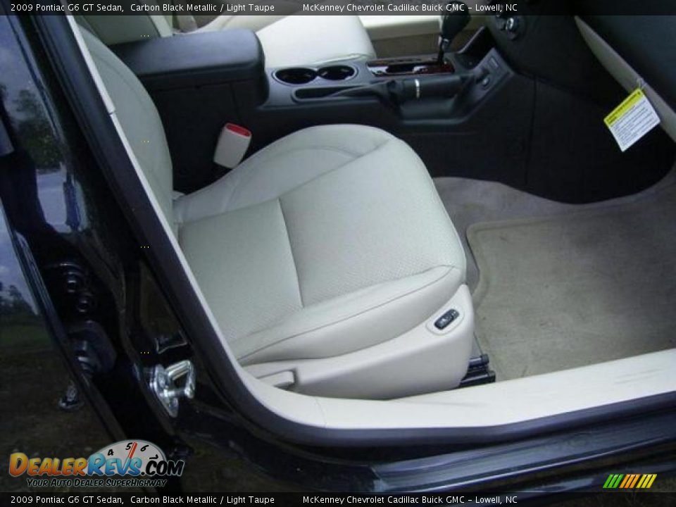 2009 Pontiac G6 GT Sedan Carbon Black Metallic / Light Taupe Photo #19