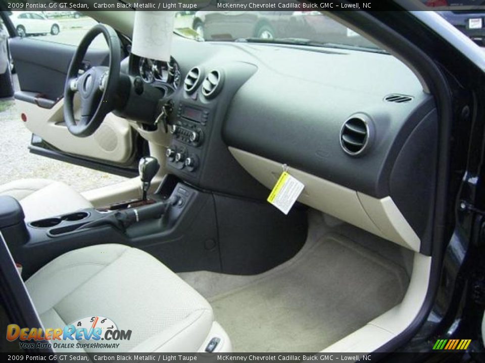 2009 Pontiac G6 GT Sedan Carbon Black Metallic / Light Taupe Photo #20