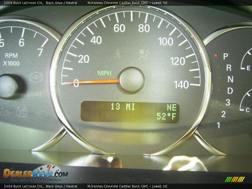 2009 Buick LaCrosse CXL Black Onyx / Neutral Photo #25