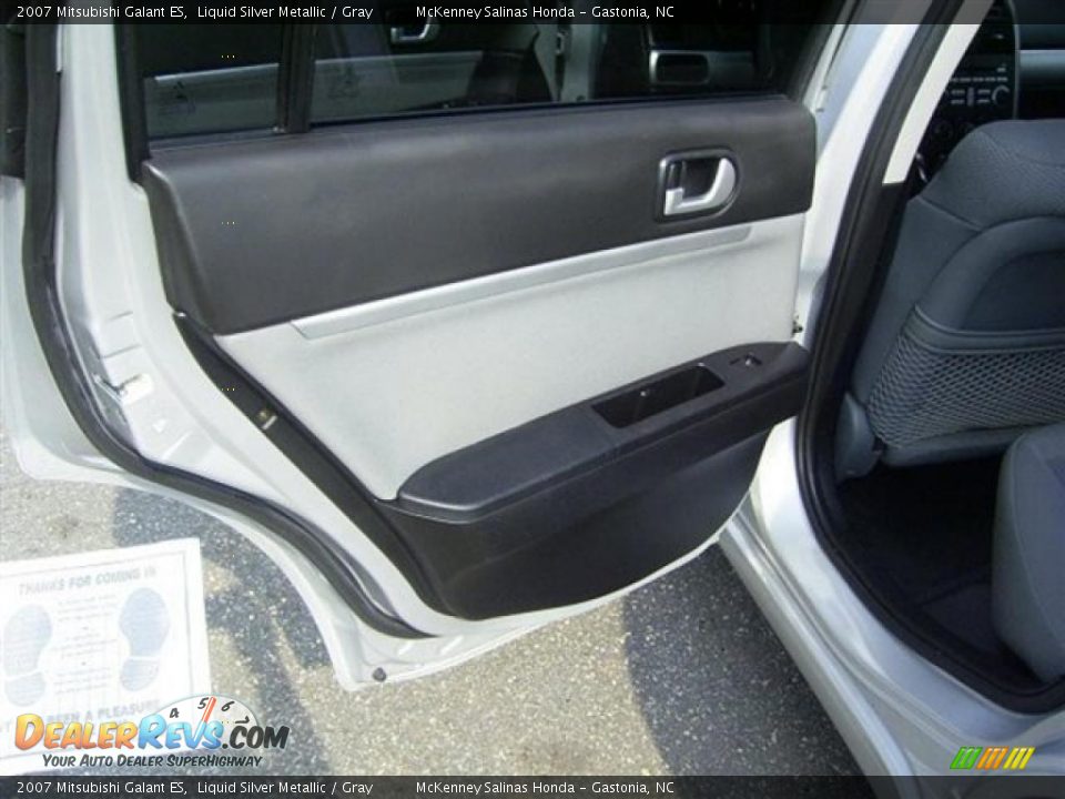 2007 Mitsubishi Galant ES Liquid Silver Metallic / Gray Photo #19