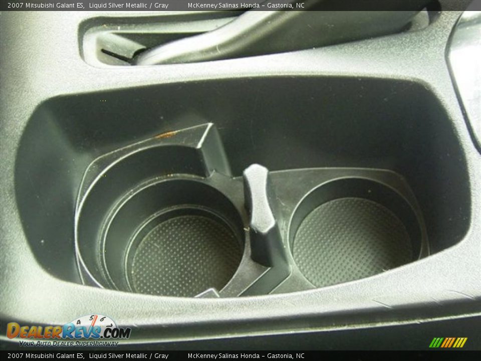 2007 Mitsubishi Galant ES Liquid Silver Metallic / Gray Photo #29