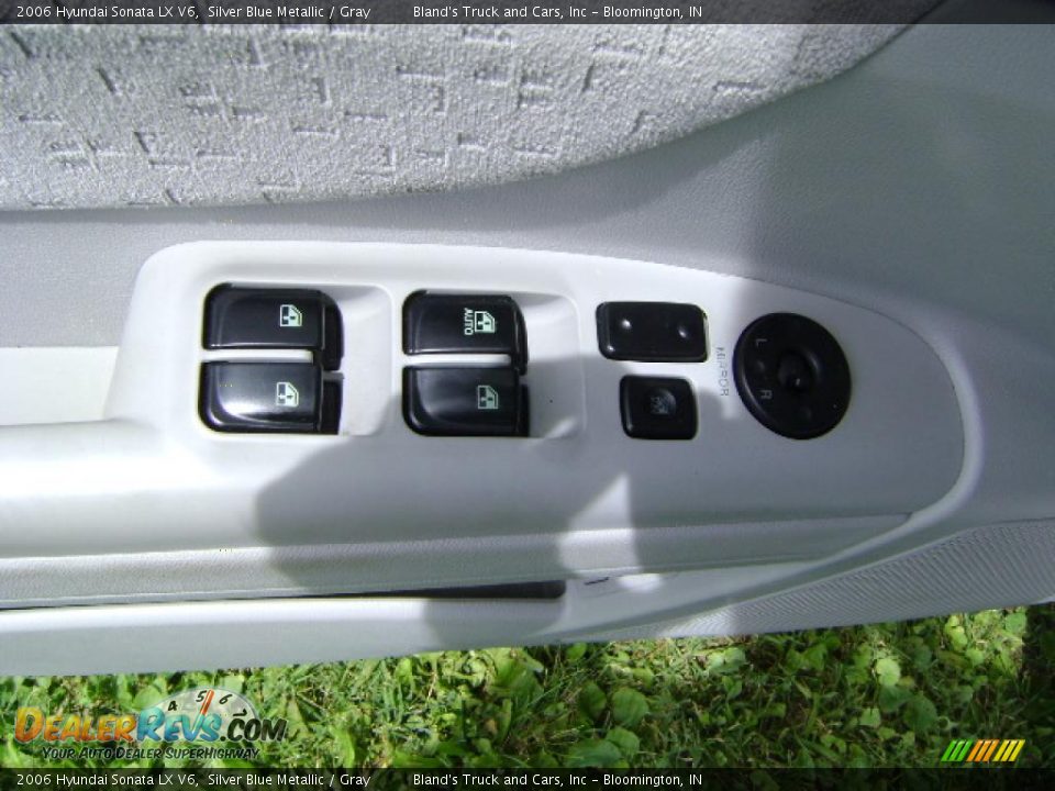 2006 Hyundai Sonata LX V6 Silver Blue Metallic / Gray Photo #14